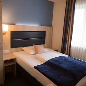 Camera con letto king size